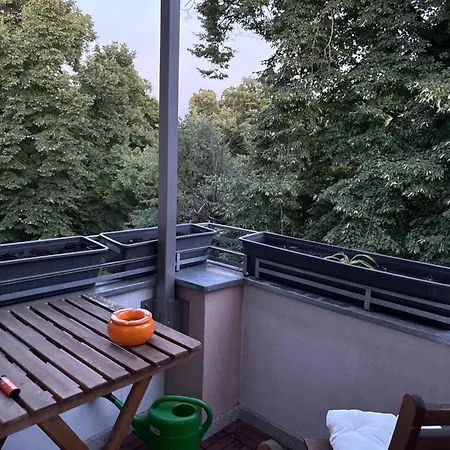 Furnished Well Equipped 2 In Wedding Apartamento *